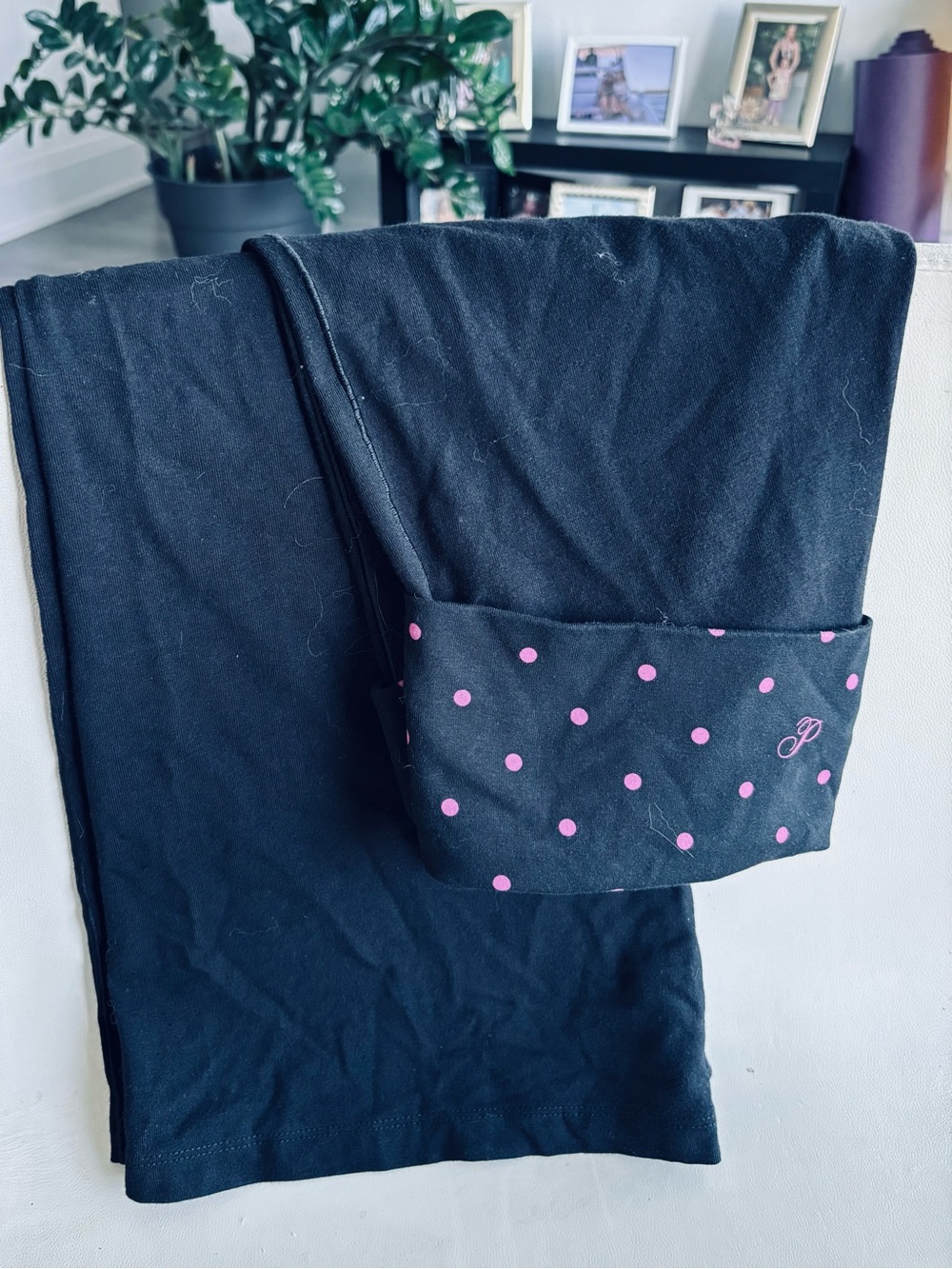 PINK Victoria's Secret Black Leggings with Pink Polka Dot Cuff